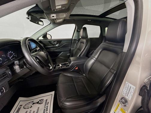 Ceramic Pearl Metallic 2022 Lincoln Corsair Standard