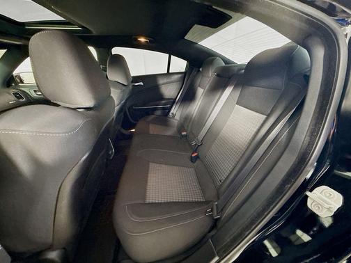 Pitch Black Clearcoat 2022 Dodge Charger Scat Pack