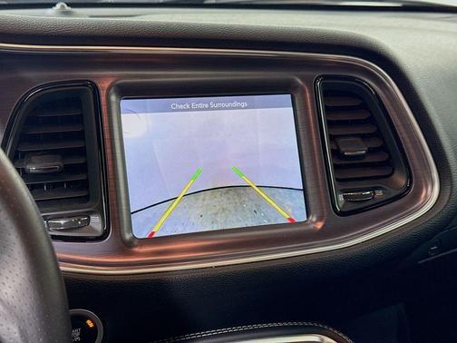 2016 Dodge Challenger 392 Hemi Scat Pack Shaker