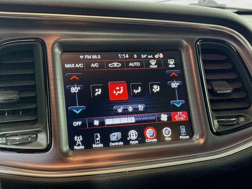 2016 Dodge Challenger 392 Hemi Scat Pack Shaker