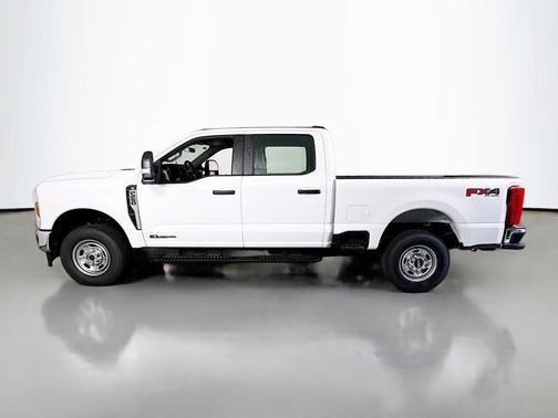 Oxford White 2026 Ford F-250 XL