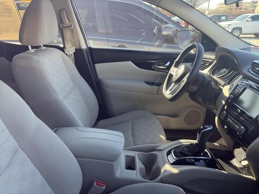 2019 Nissan Rogue Sport SV