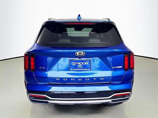Sapphire Blue 2021 Kia Sorento EX