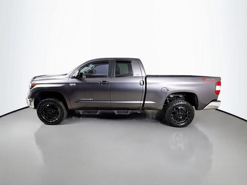 2014 Toyota Tundra SR5