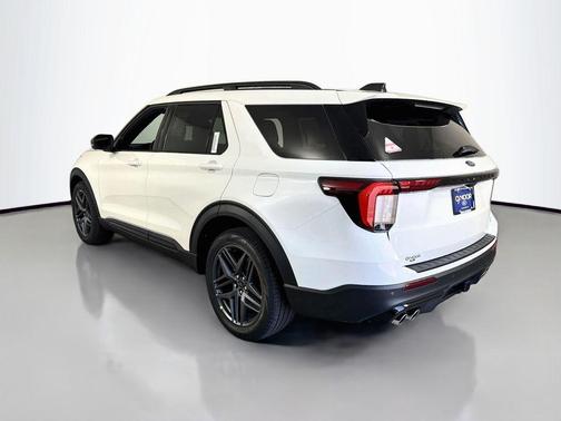 Star White 2026 Ford Explorer ST