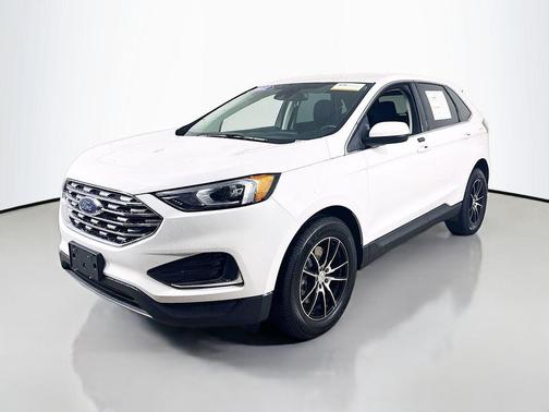 Star White 2022 Ford Edge SEL