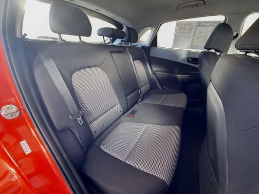 2020 Hyundai KONA SE