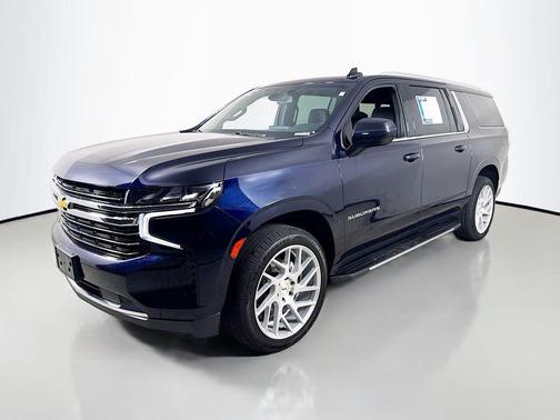 Midnight Blue Metallic 2021 Chevrolet Suburban LT