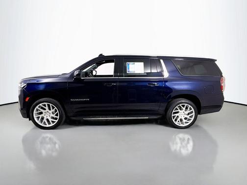 Midnight Blue Metallic 2021 Chevrolet Suburban LT