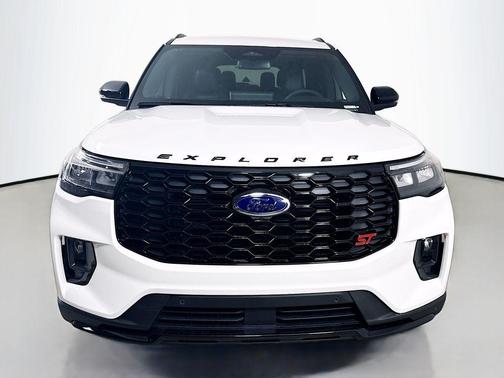 Star White 2026 Ford Explorer ST