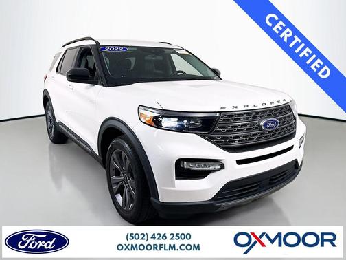 Star White 2022 Ford Explorer XLT