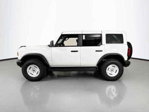 Oxford White 2026 Ford Bronco Heritage Edition