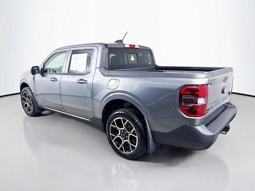Carbonized Gray Metallic 2025 Ford Maverick Lariat