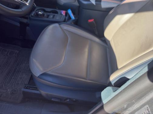 Carbonized Gray Metallic 2025 Ford Maverick Lariat