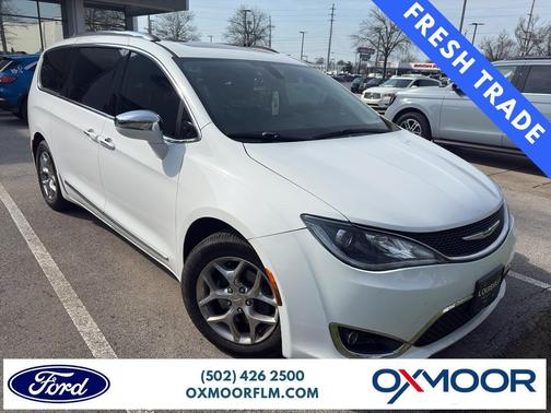 Bright White Clearcoat 2018 Chrysler Pacifica Limited