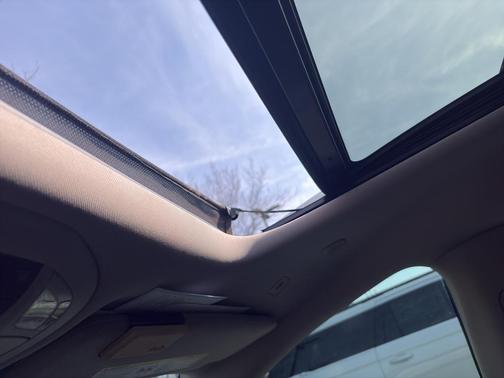 Bright White Clearcoat 2018 Chrysler Pacifica Limited