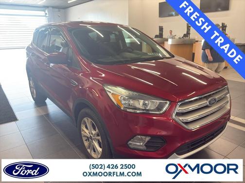 Ruby Red Metallic Tinted Clearcoat 2017 Ford Escape SE