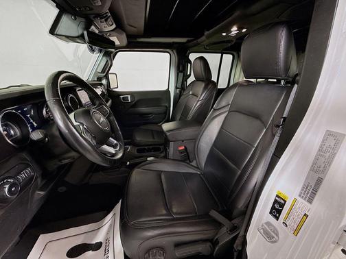 2021 Jeep Wrangler Unlimited Sahara Altitude