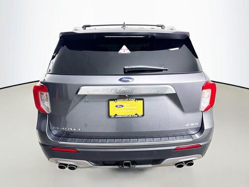 Carbonized Gray Metallic 2024 Ford Explorer Platinum