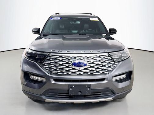 Carbonized Gray Metallic 2024 Ford Explorer Platinum