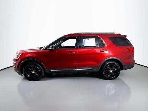 Ruby Red Metallic Tinted Clearcoat 2018 Ford Explorer XLT