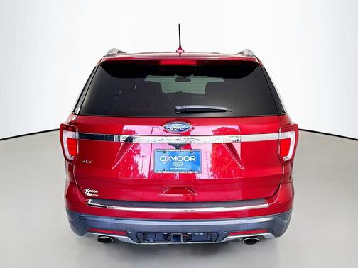Ruby Red Metallic Tinted Clearcoat 2018 Ford Explorer XLT