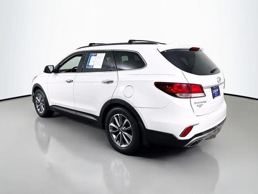 2018 Hyundai SANTA FE SE