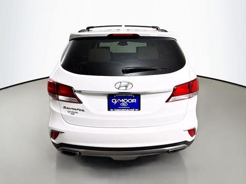 2018 Hyundai SANTA FE SE