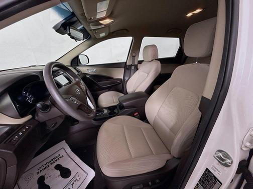 2018 Hyundai SANTA FE SE