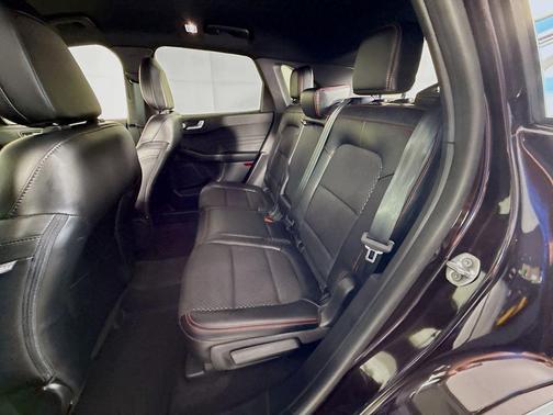 Cinnabar Red Metallic 2023 Ford Escape ST-Line Select
