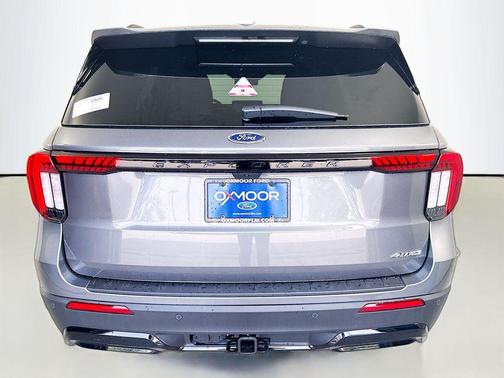 Carbonized Gray Metallic 2026 Ford Explorer ST-Line