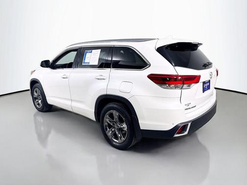 2019 Toyota Highlander Limited Platinum