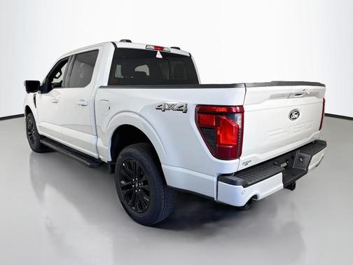 Avalanche 2026 Ford F-150 XLT