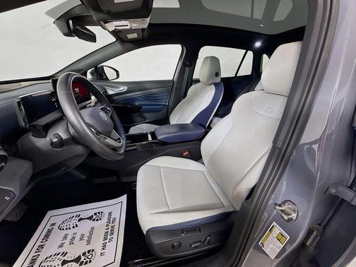 Pure Gray 2024 Volkswagen ID.4 S