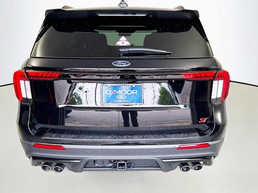 Agate Black Metallic 2026 Ford Explorer ST