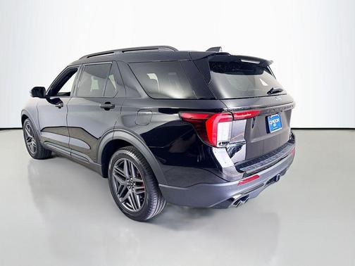 Agate Black Metallic 2026 Ford Explorer ST