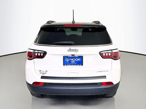 White Clearcoat 2019 Jeep Compass Limited