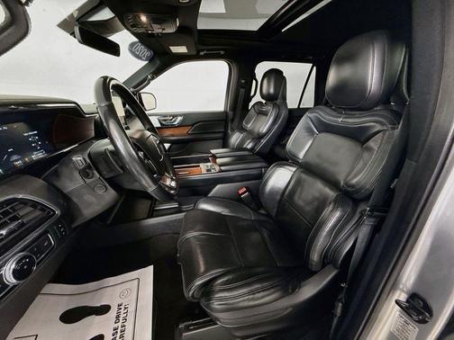Silver Radiance 2020 Lincoln Navigator Reserve