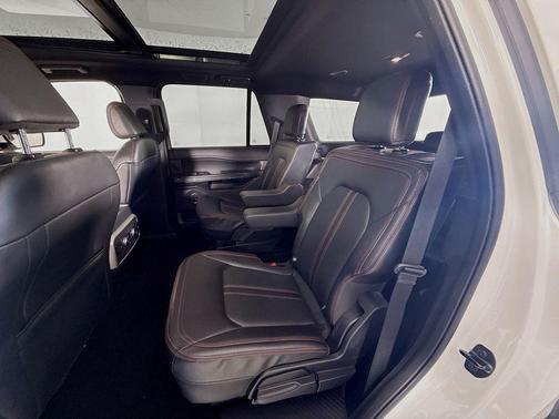Star White 2023 Ford Expedition Limited