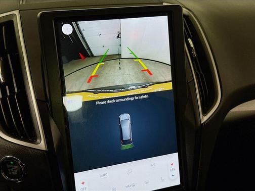 Forged Green Metallic 2023 Ford Edge SEL