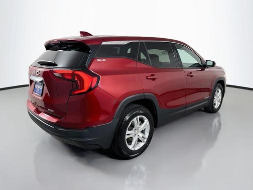Red Quartz Tintcoat 2020 GMC Terrain SLE