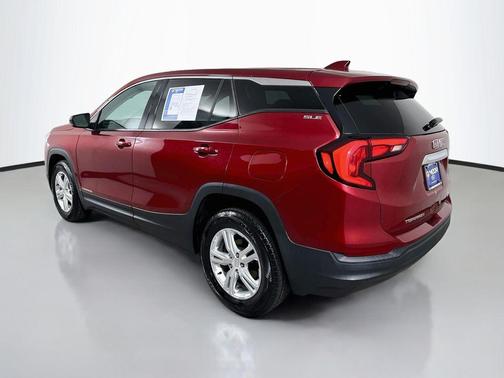 Red Quartz Tintcoat 2020 GMC Terrain SLE