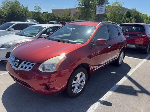Cayenne Red Pearl 2013 Nissan Rogue SV
