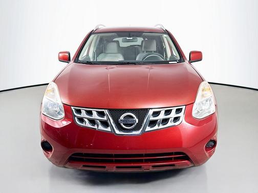 Cayenne Red Pearl 2013 Nissan Rogue SV
