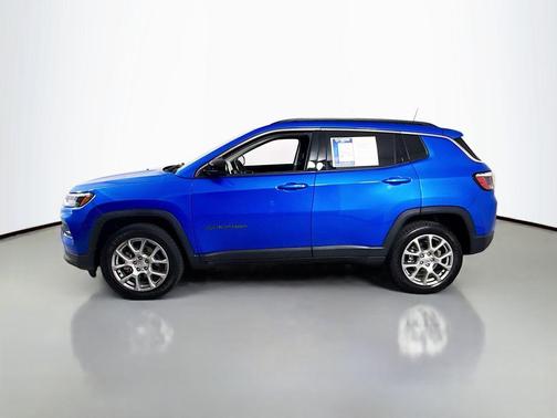 Laser Blue 2022 Jeep Compass Latitude Lux