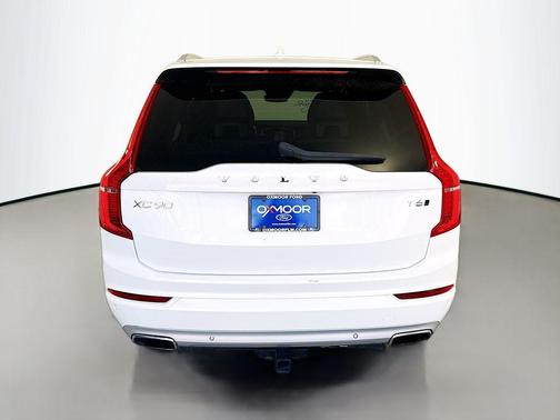 2020 Volvo XC90 T6 Momentum 6 Passenger