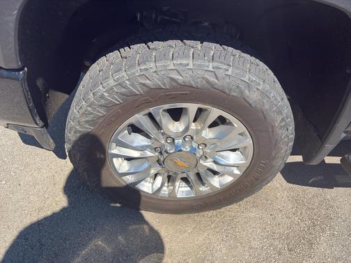 Mosaic Black Metallic 2022 Chevrolet Silverado 2500 High Country