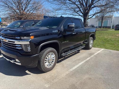 Mosaic Black Metallic 2022 Chevrolet Silverado 2500 High Country