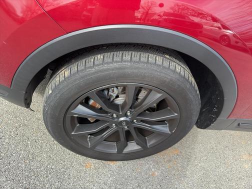 Ruby Red Metallic Tinted Clearcoat 2018 Ford Explorer XLT