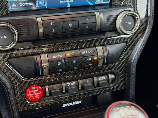 2017 Ford Shelby GT350 Base